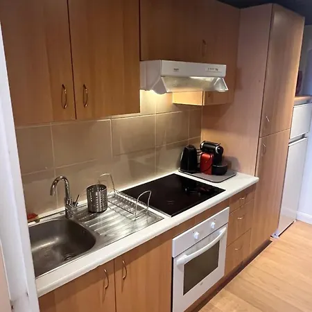 Studio 34 M Vue Mer Et Piscine Апартаменты *