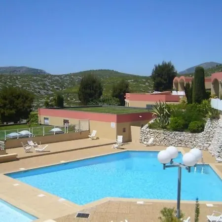 Confortable, Petite Vue Et Piscine Apartment Cassis